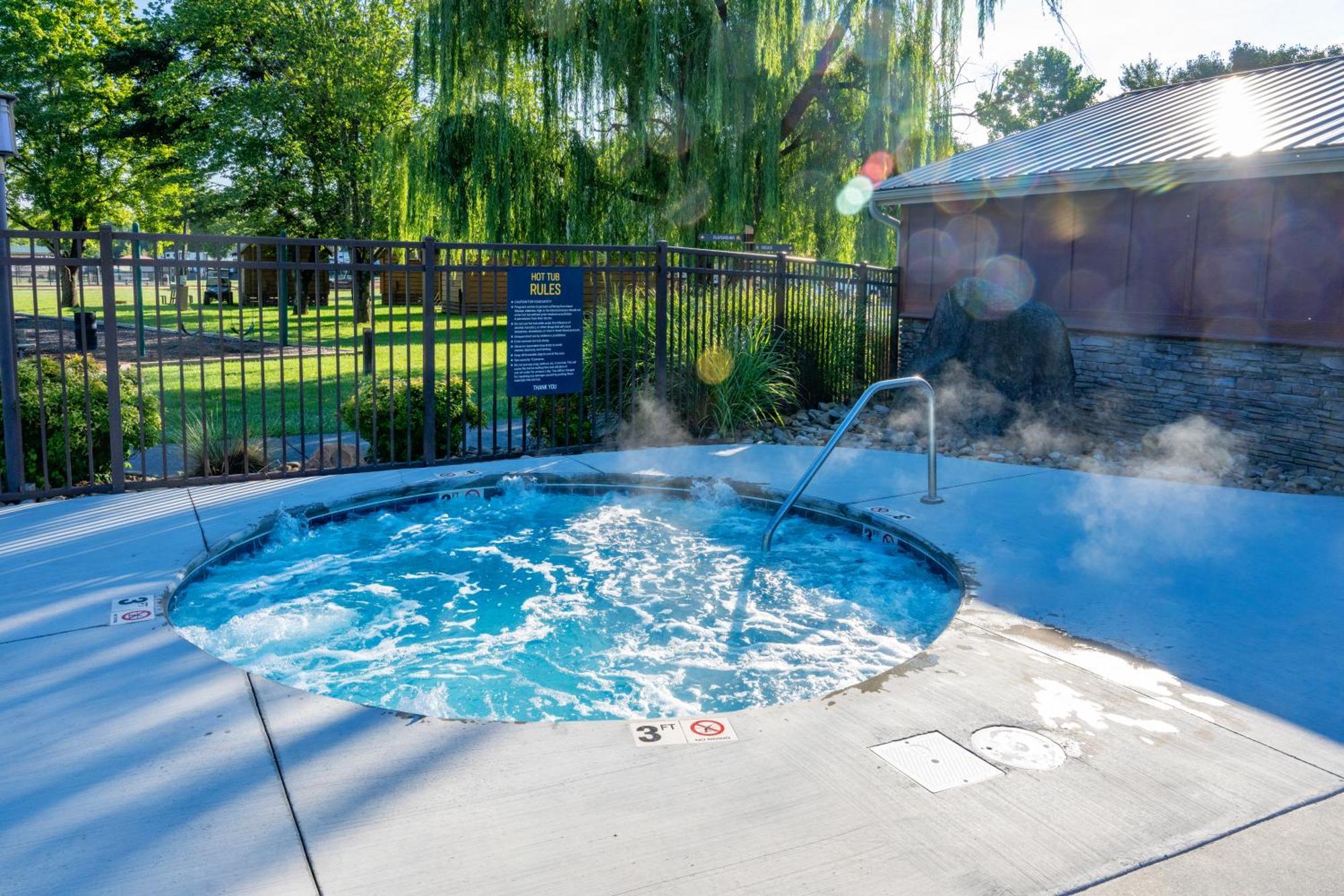 Villa Sun Outdoors Pigeon Forge Sevierville Esterno foto